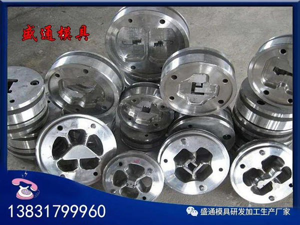 河北擠壓模具廠家